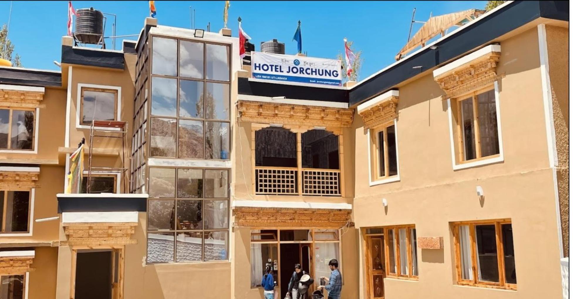 Tih Hotel Jorchung Leh Bagian luar foto