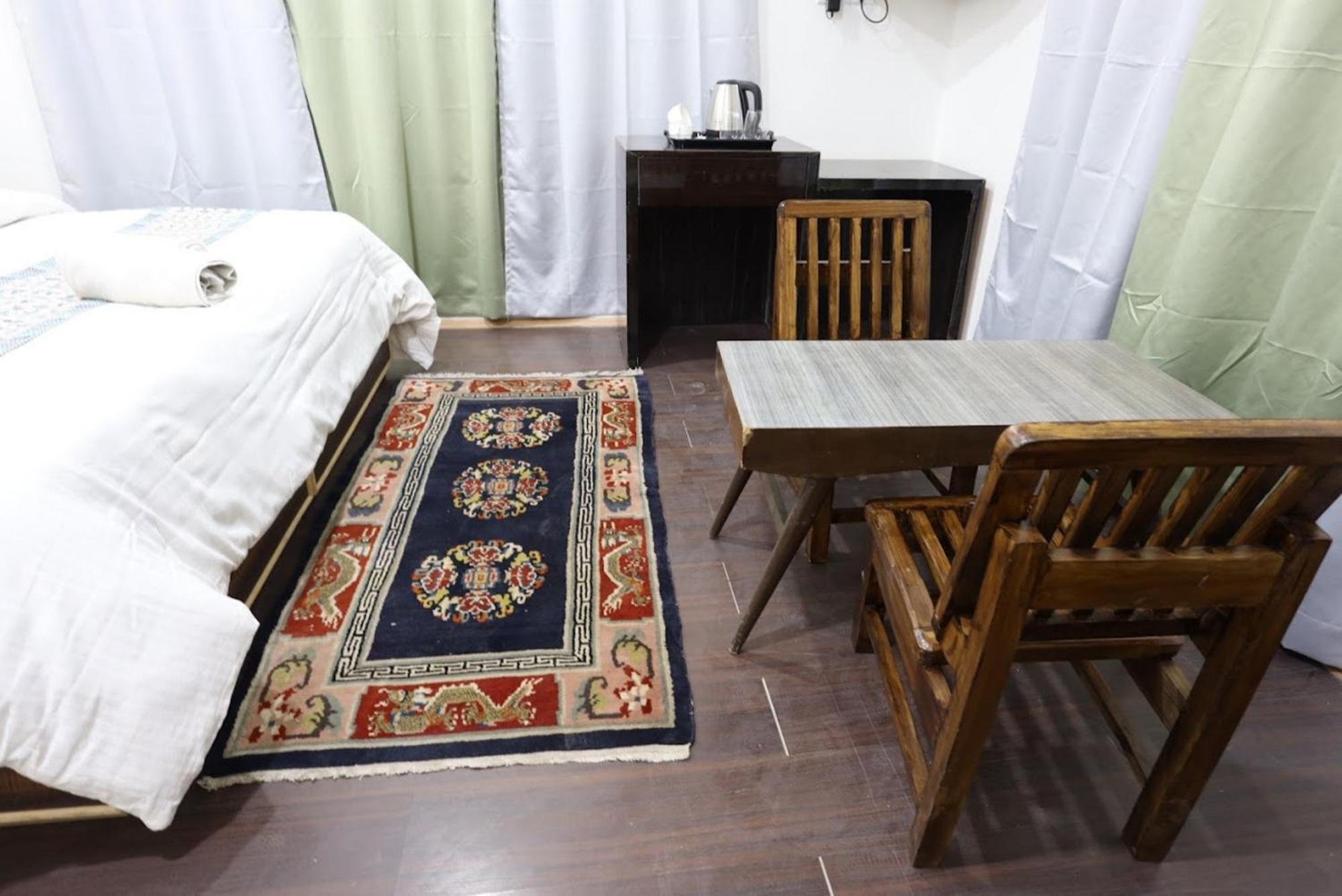 Tih Hotel Jorchung Leh Bagian luar foto